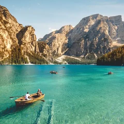 A rowing boat on a mountain lake